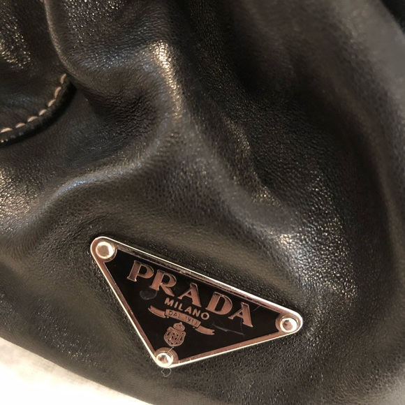 PRADA ..... leather handbag - Picture 8 of 16